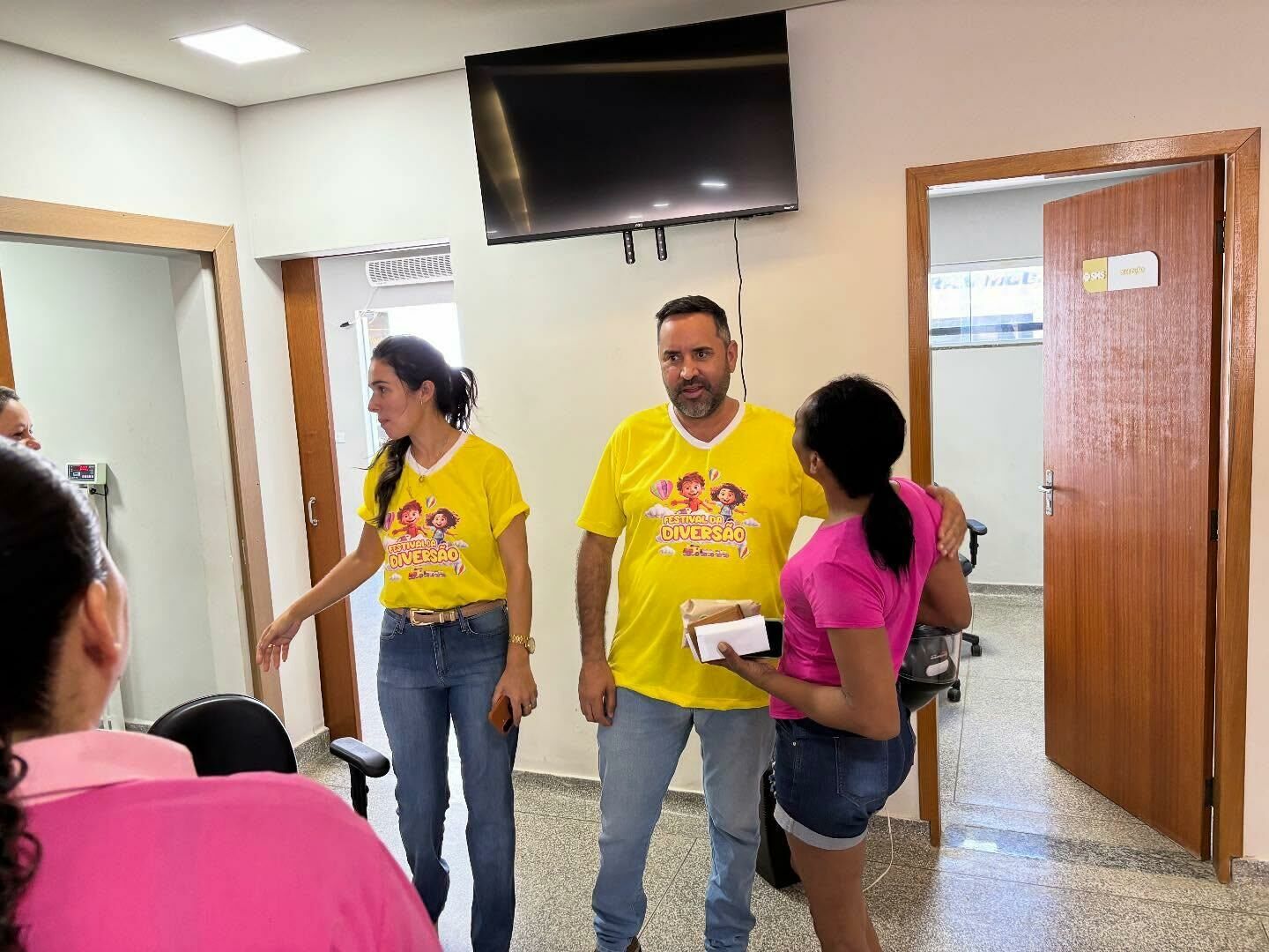 Imagem de compartilhamento para o artigo Com presença do prefeito, UBS Central faz ação do Outubro Rosa para prevenção e cuidado à saúde da mulher em Alcinópolis da MS Todo dia